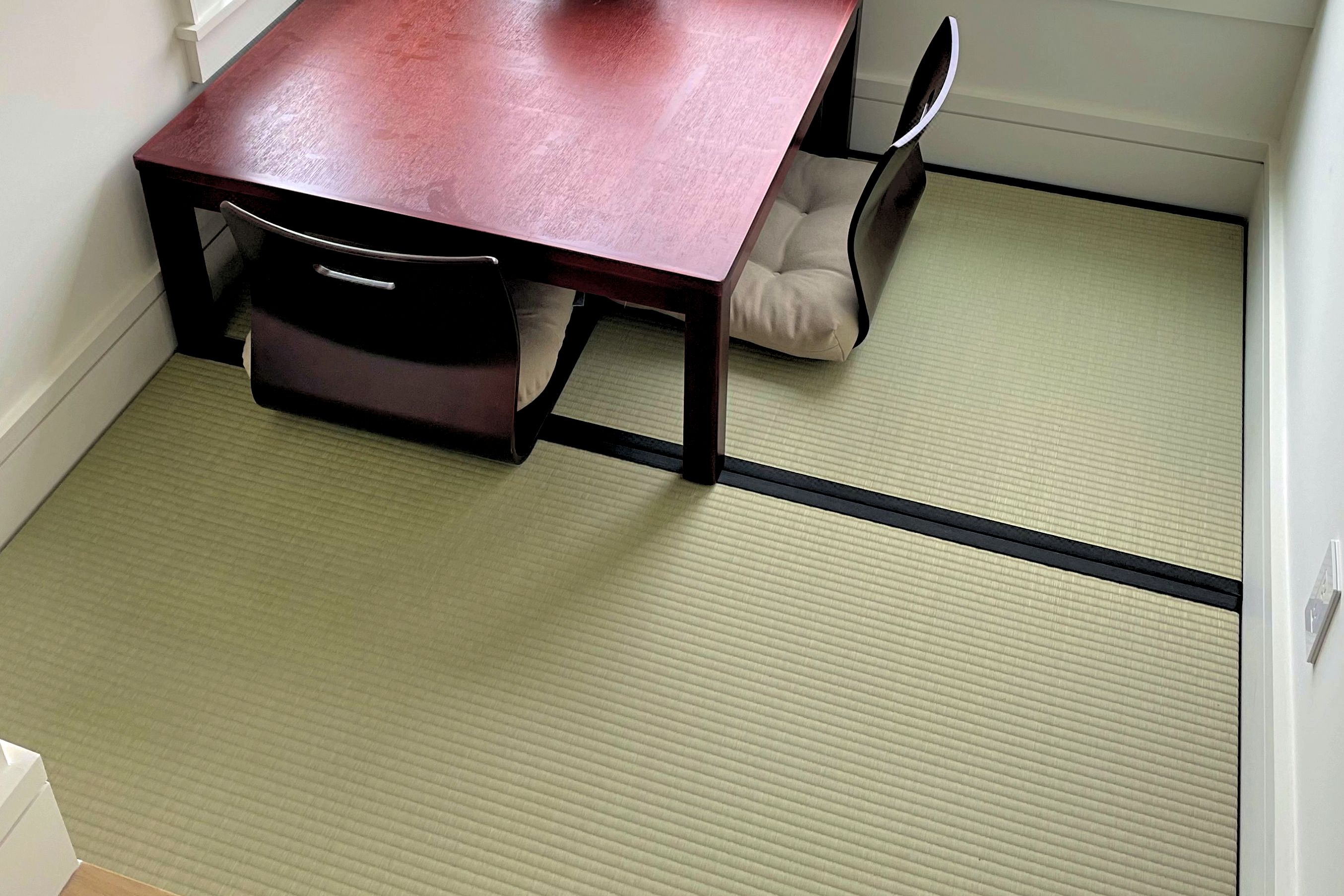 Concerned about getting a tatami mat that fit perfectly in our space.