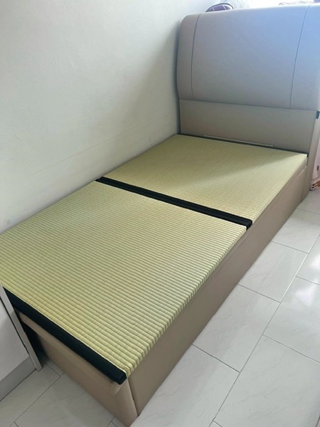 A Special Request from Singapore: Transforming a Bed into a Tatami Delight